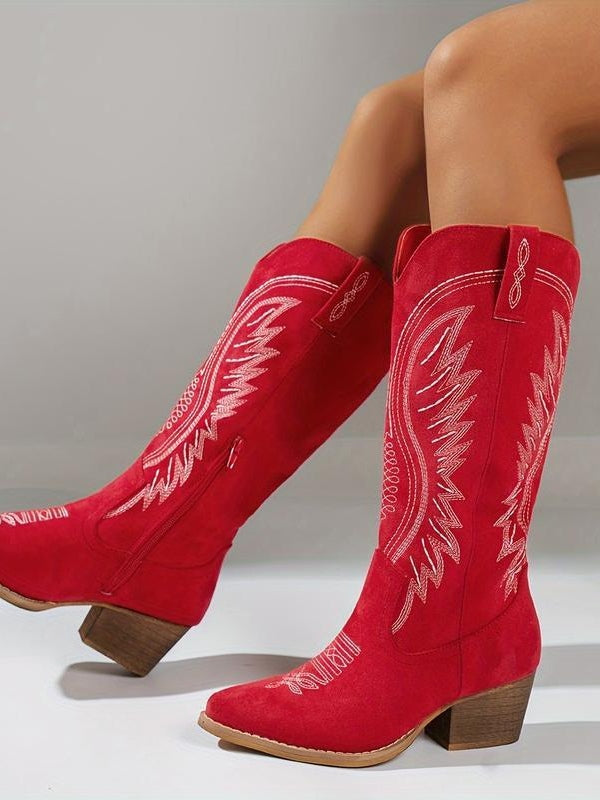 Women's low-heeled cigarette boots